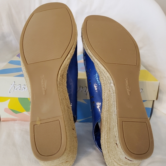 Women's Easy Street Wedge - Picture 4 of 6